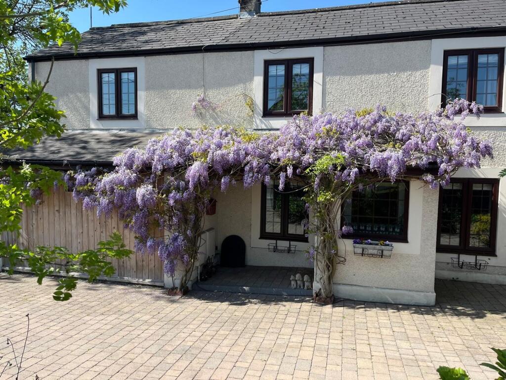 Main image of property: Caerleon Road, Llanfrechfa, NP44