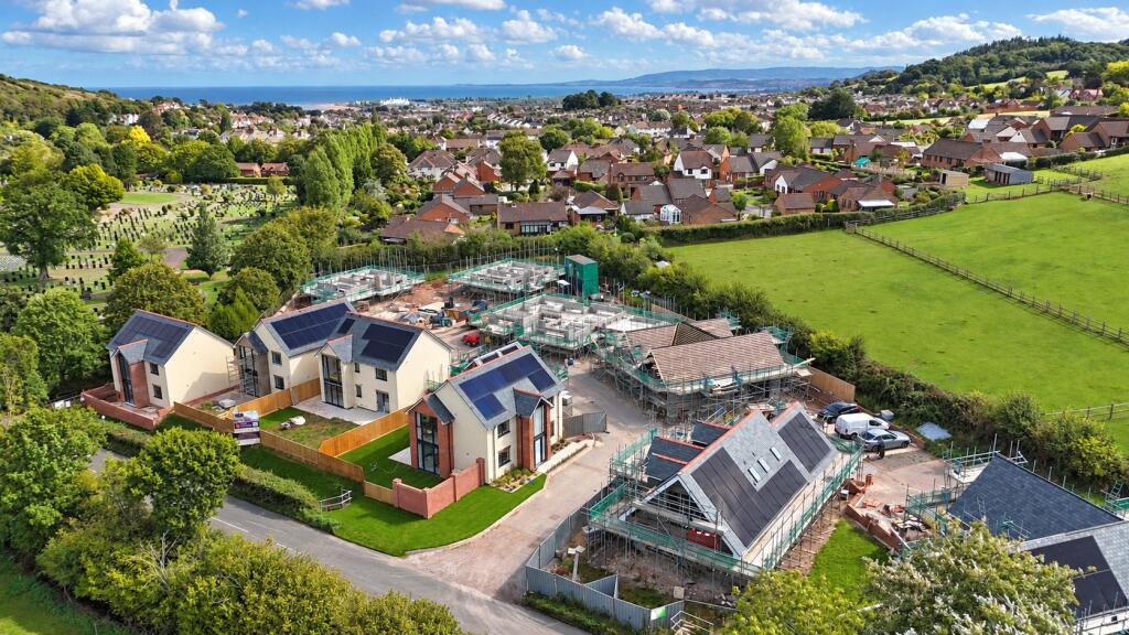 House in Minehead, Woodcombe, Somerset - View 3