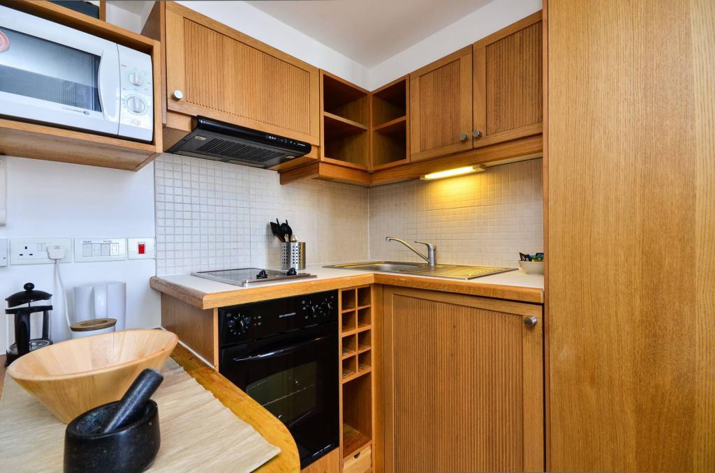 Apartment in London - View 2