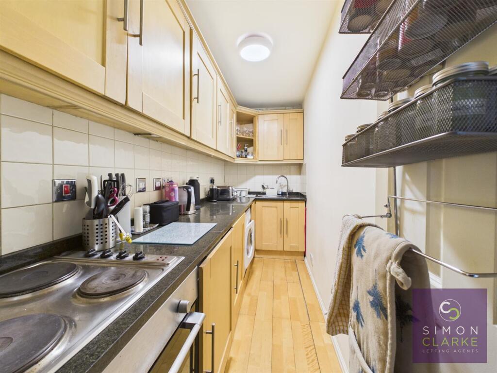 Apartment in London - View 4