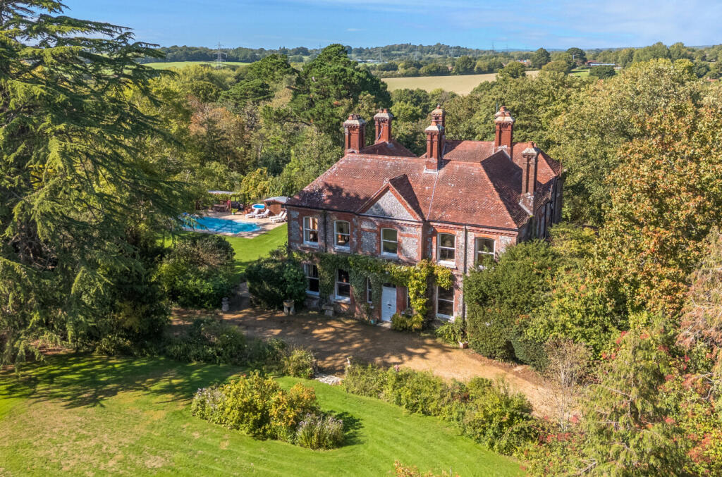 Main image of property: Botley Road, Bishops Waltham, Southampton, SO32