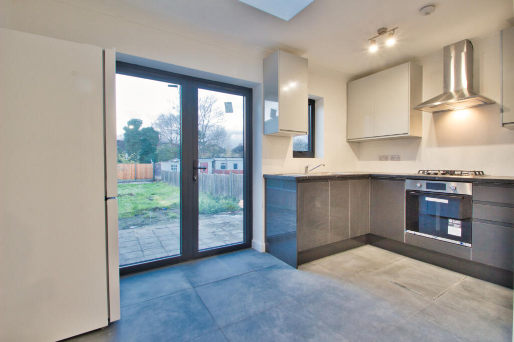 Main image of property: St. Pauls Avenue, Harrow, HA3 9PR