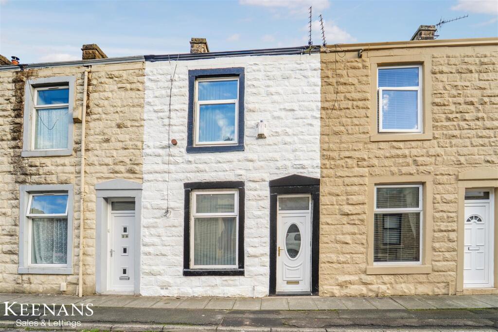 House in Hyndburn, Tottleworth - More