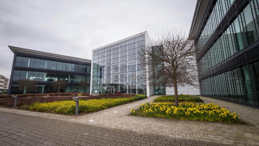 Pinley House Ground Tiffs 4 of 35 copy.jpg