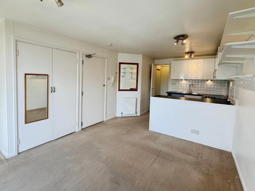 House in Bridport, Dorset - View 5