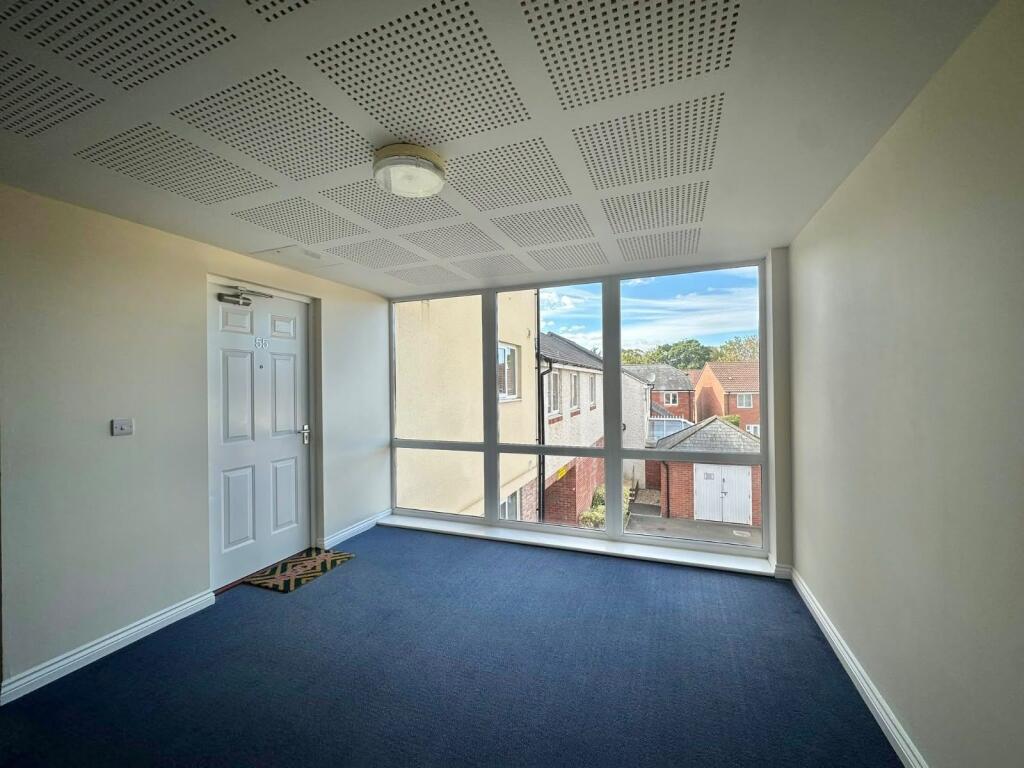 Apartment in Exeter, Cranbrook - More