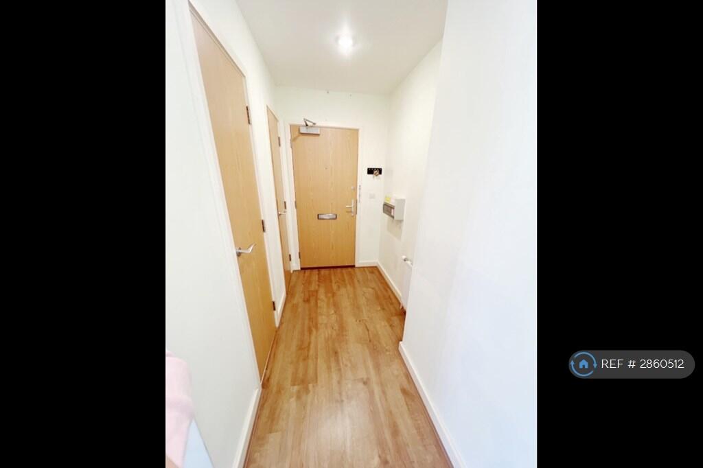 1 bedroom flat share for rent