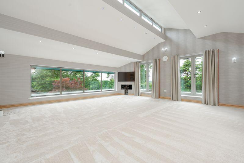 Croasdale Drive, Parbold, WN8 7HR photo 3