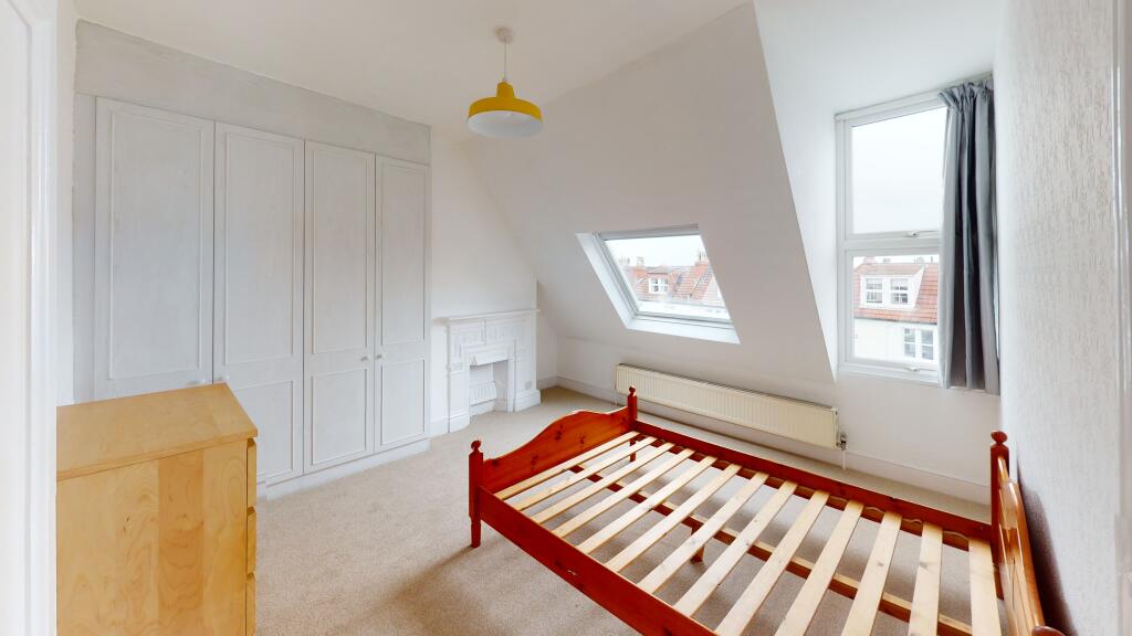 Apartment in Bristol - View 5