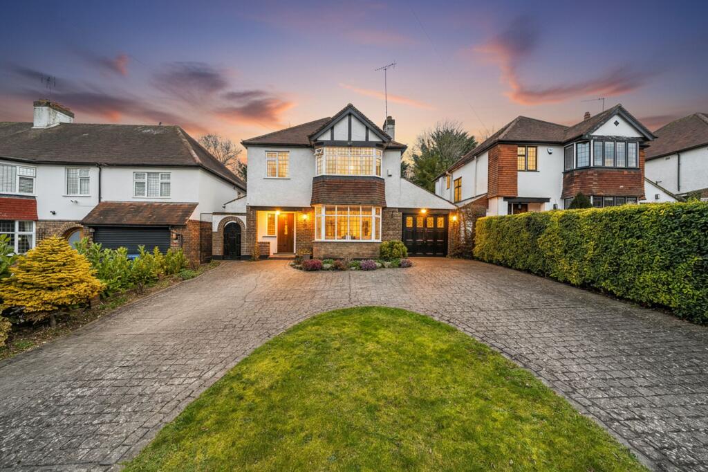 Main image of property: Byron Avenue, Coulsdon, CR5