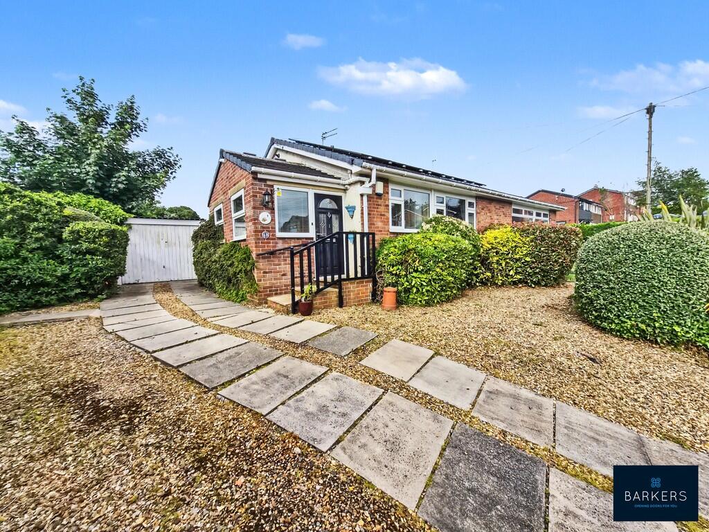 2-bed semi-detached on Southcroft Avenue, Birkenshaw, £249,950