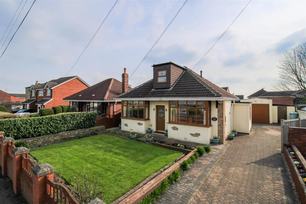 Main image of property: Manor Road, Ossett