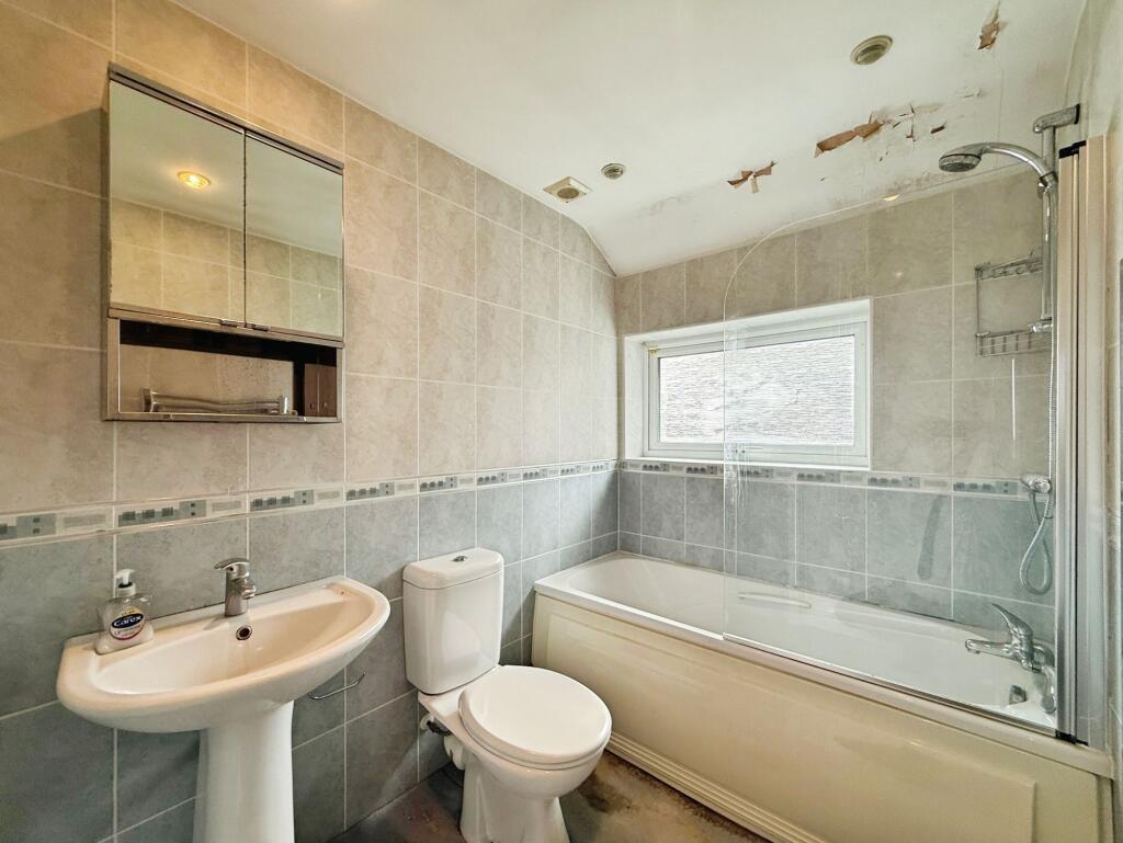 House in Stockport - View 5