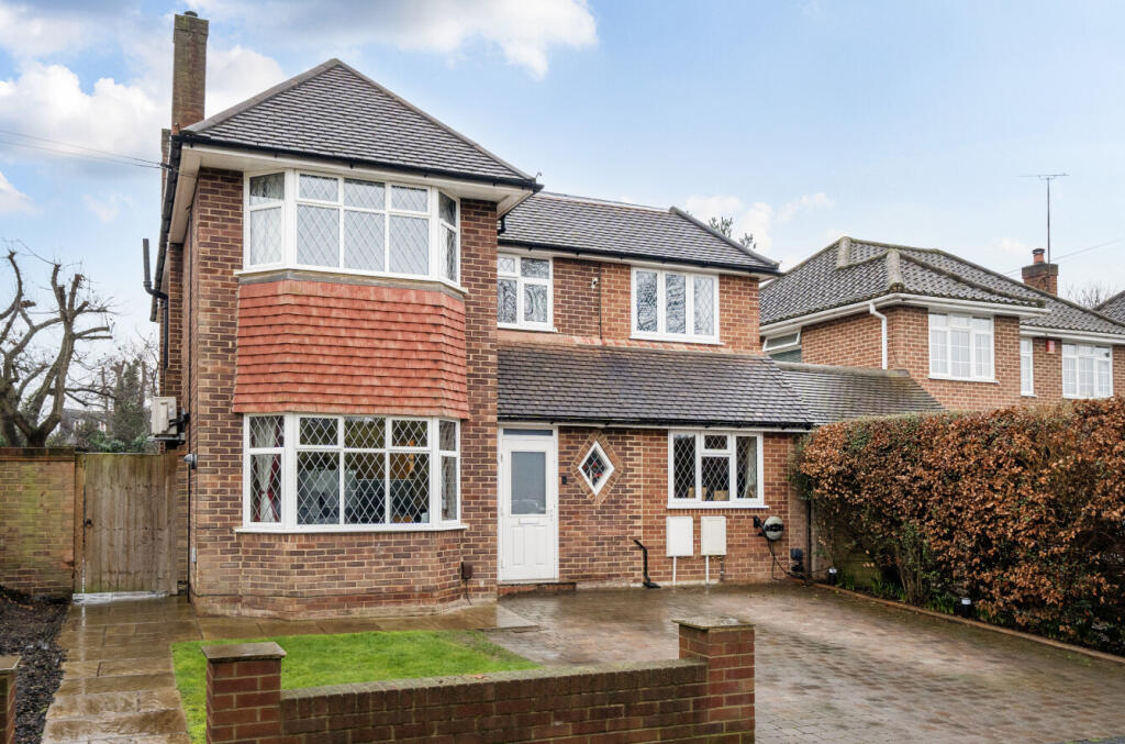 Main image of property: Daneswood Close, Weybridge, Surrey, KT13