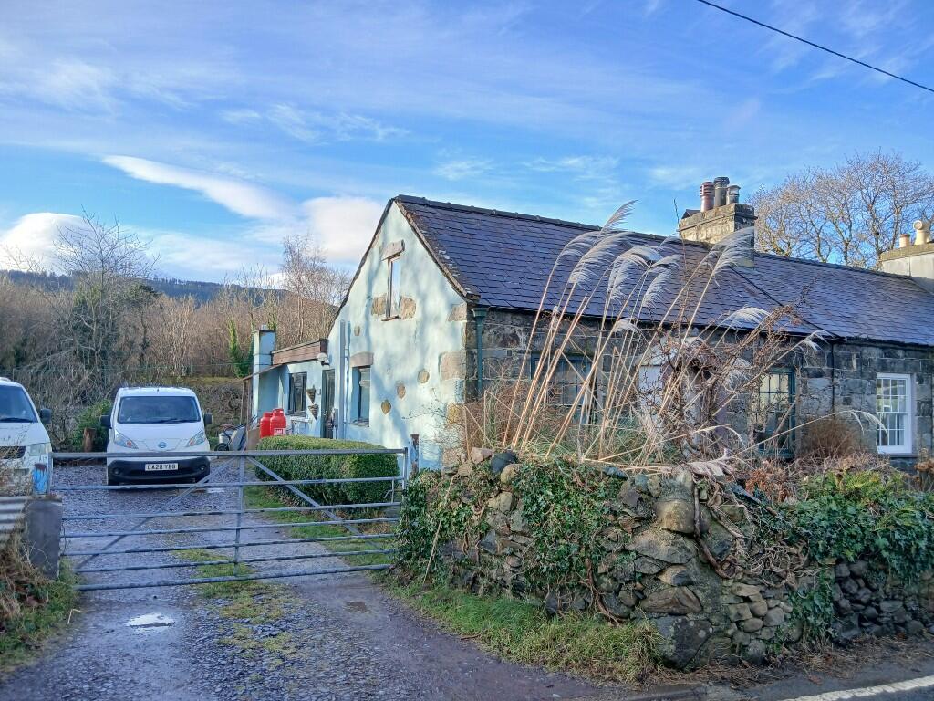 Main image of property: Tregarth, LL57