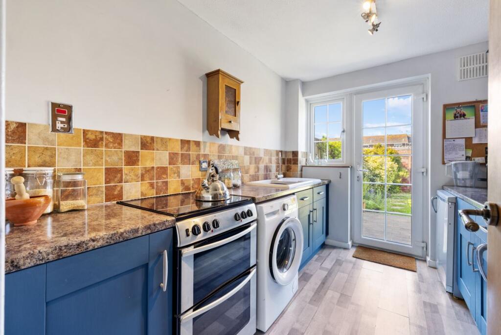 House in Portsmouth - View 5