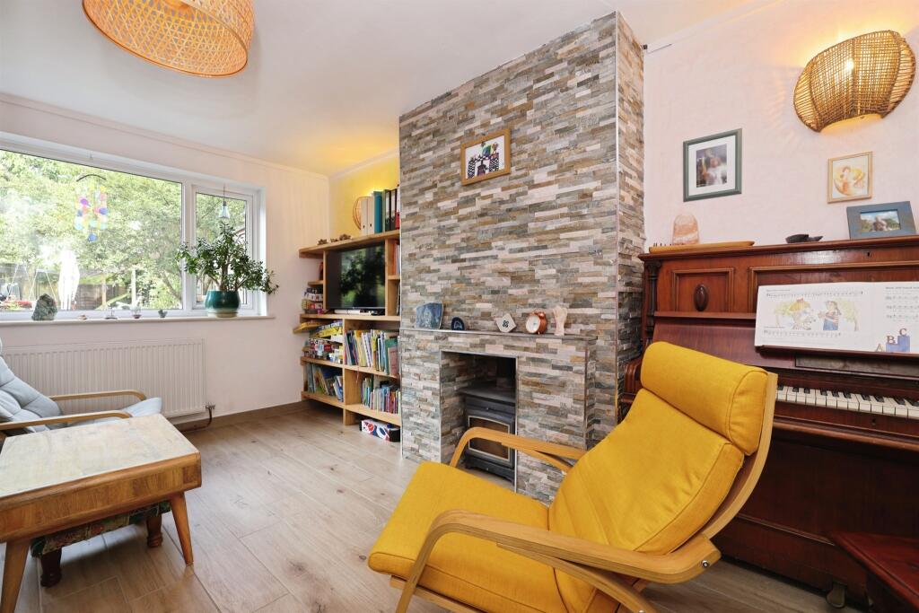 Apartment in Salisbury - View 4
