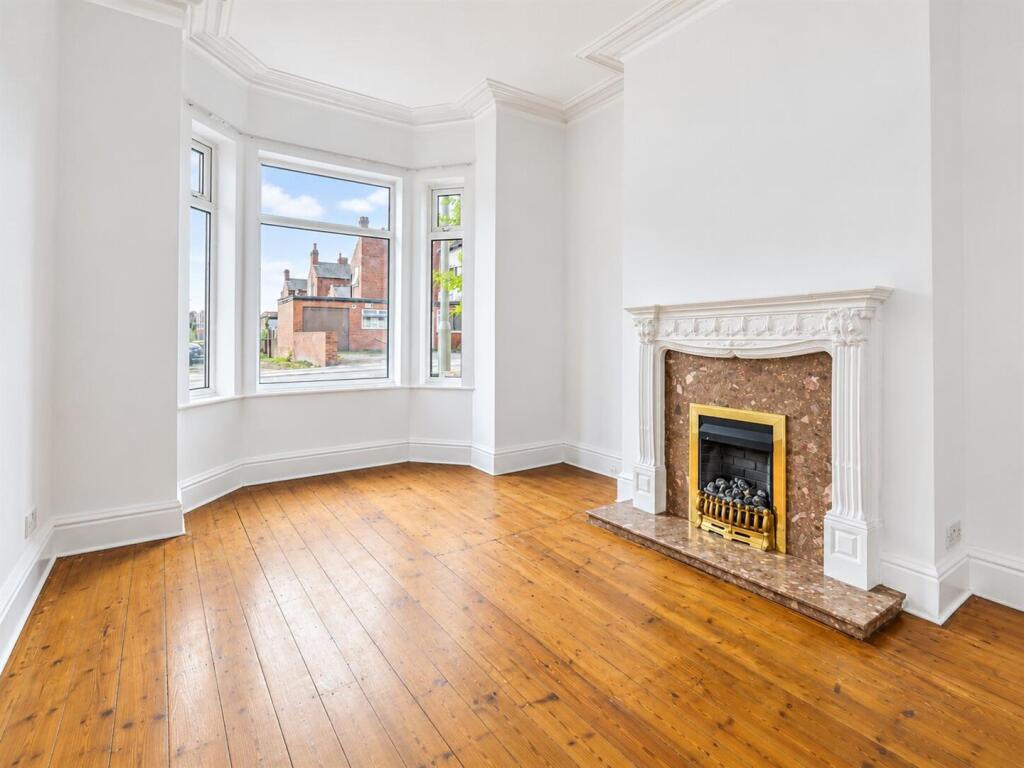 House in Wakefield, Normanton - View 4