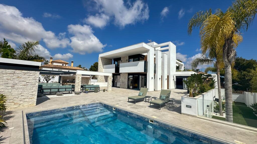 Main image of property: Valencia, Alicante, Orihuela Costa