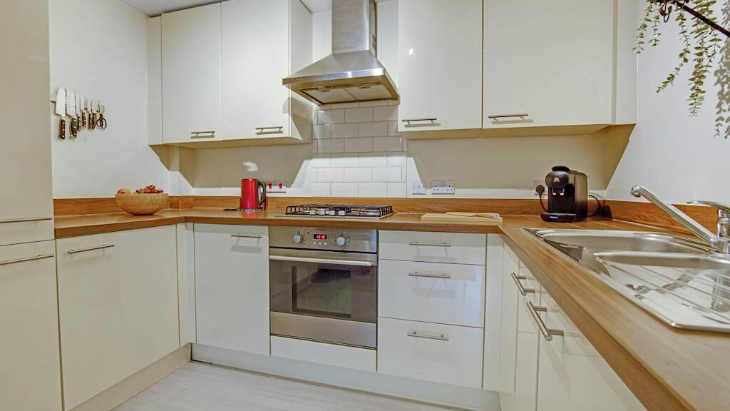 Apartment in London - View 2