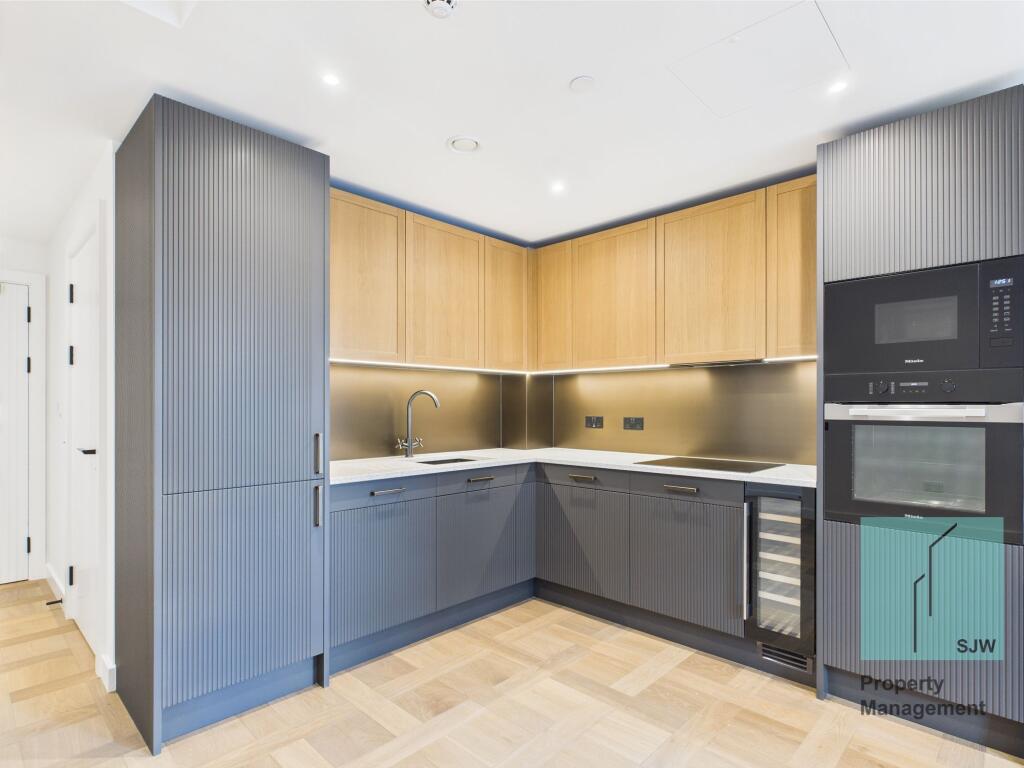 Main image of property: Merino Gardens, London, E1W