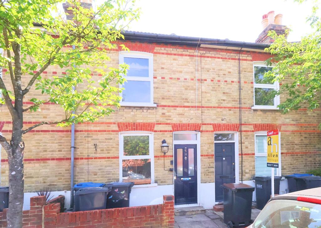 House in London, Waddon