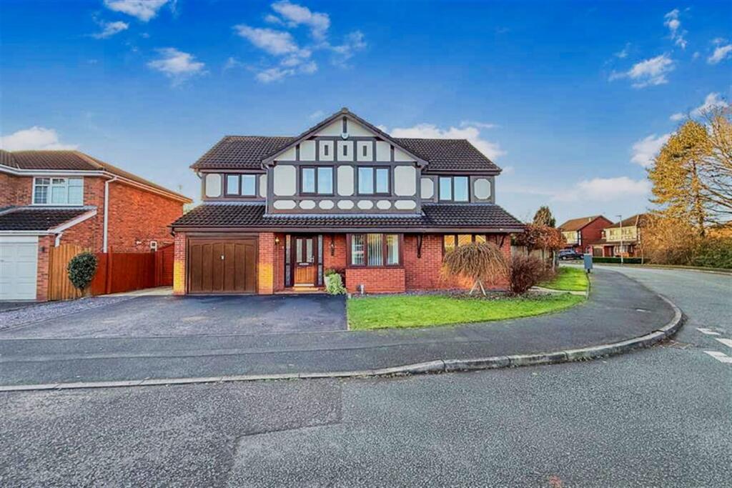 Main image of property: North Park Brook Road, Callands, WA5 9ST