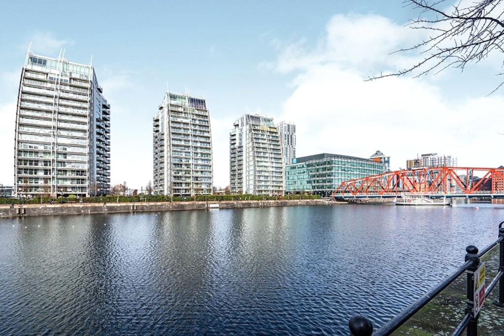 Main image of property: The Quays, Salford, Greater Manchester, M50