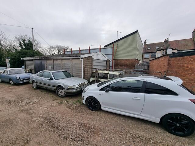 Main image of property: London Road, Hadleigh, Essex, SS7