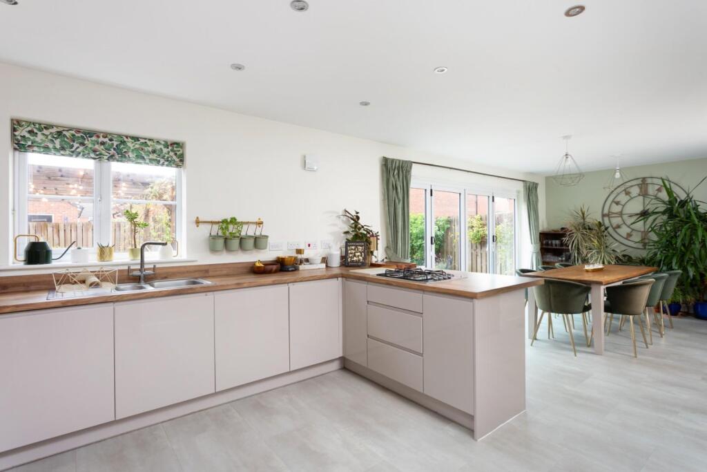 House in Sherburn in Elmet, North Yorkshire - View 2