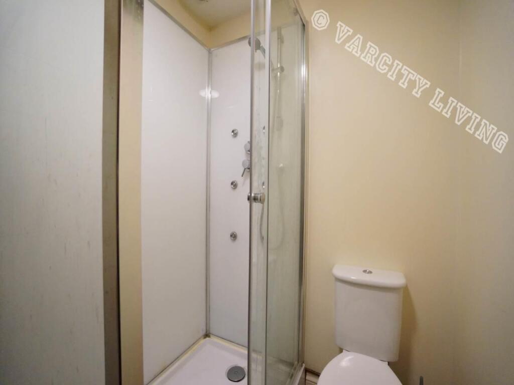 Apartment in Bangor, Gwynedd - View 4