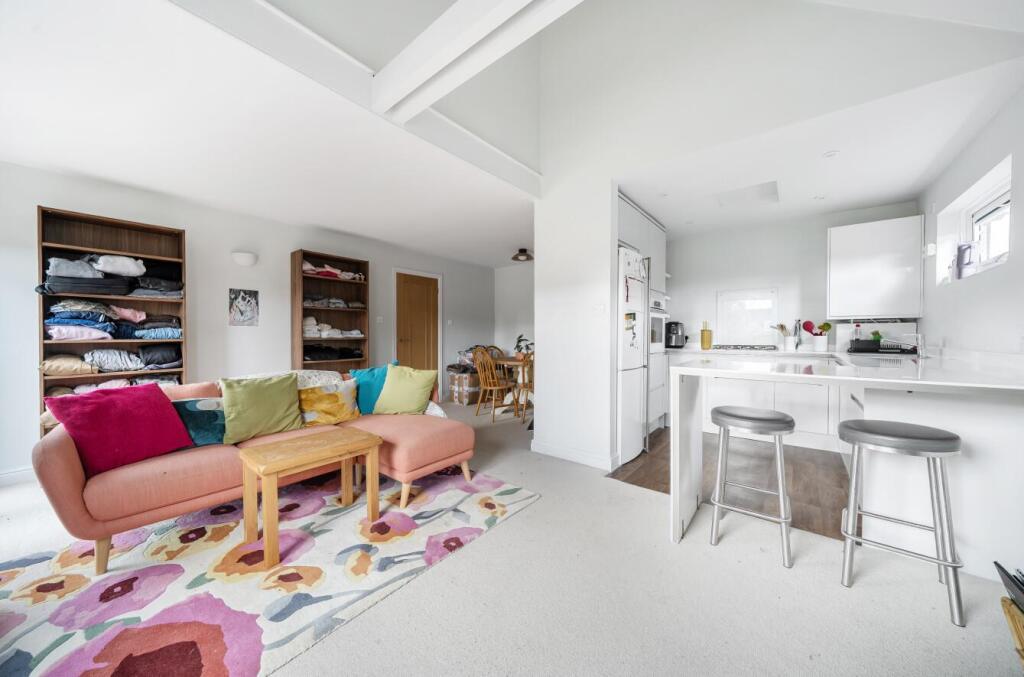 Apartment in South Oxfordshire, Thame - View 4