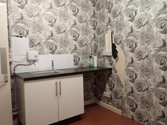 STAFF ROOM/KITCHEN TO REAR