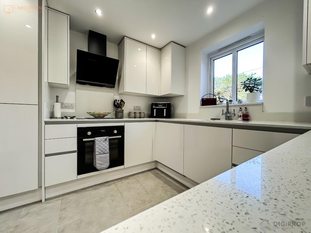 Main image of property: Willow Lane, OX14