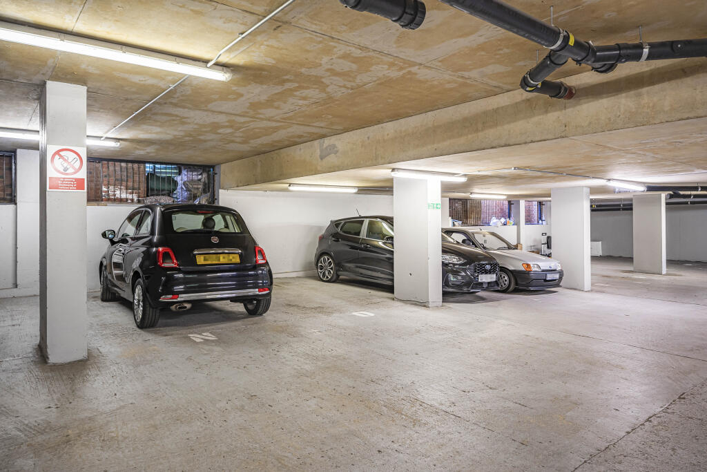 Additional image 15 of Church Street, Welwyn, AL6