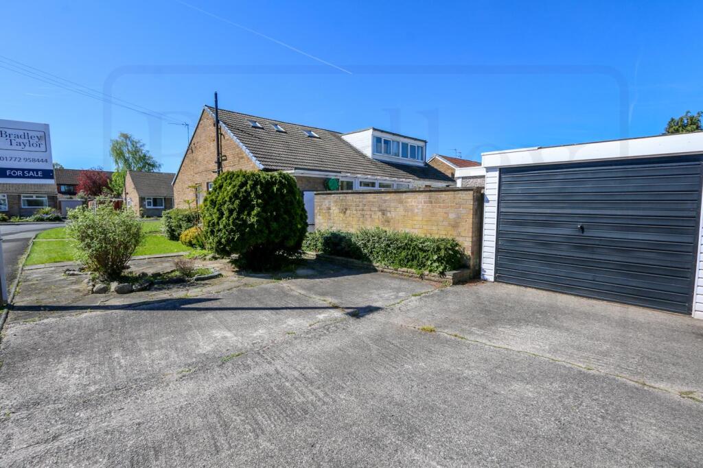 House in South Ribble, Longton - View 2