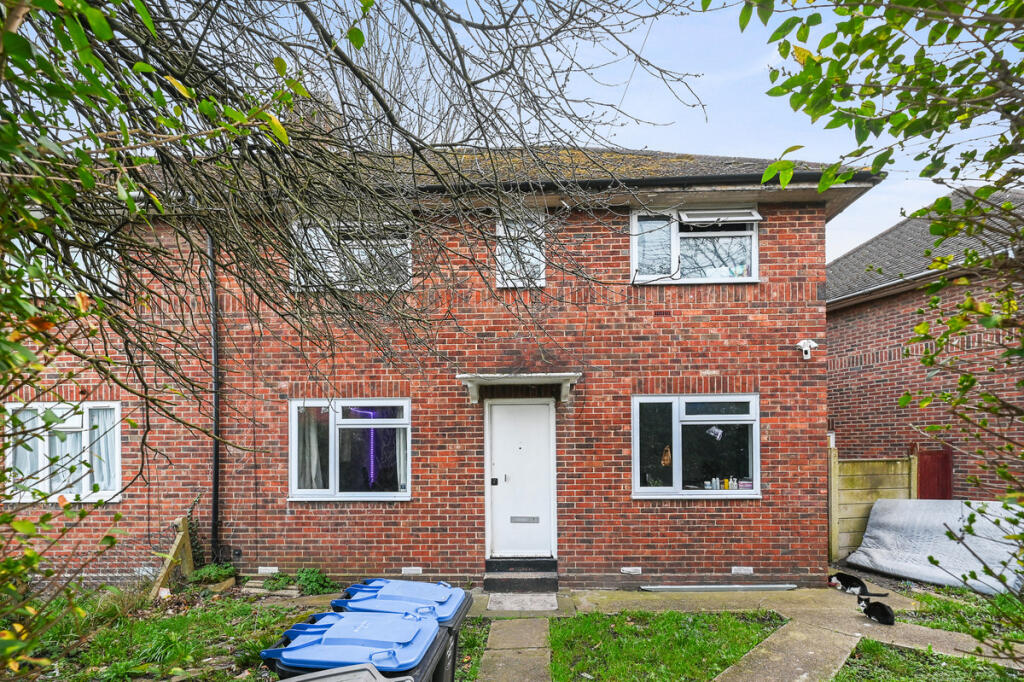 Main image of property: Chadwick Road, London, NW10 4