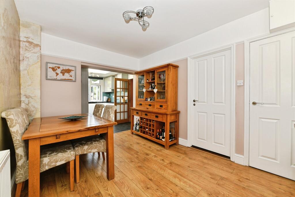 House in Bath - View 3