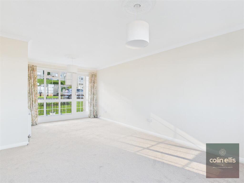 Apartment in Scarborough, North Yorkshire - View 4
