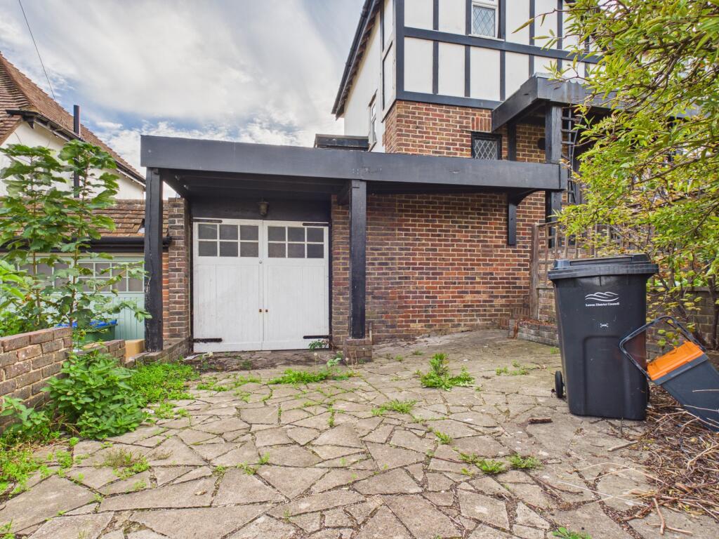 House in Brighton - View 2