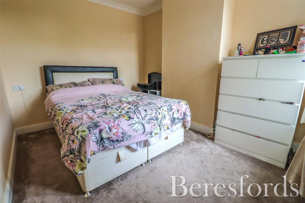 House in Braintree, Witham - More