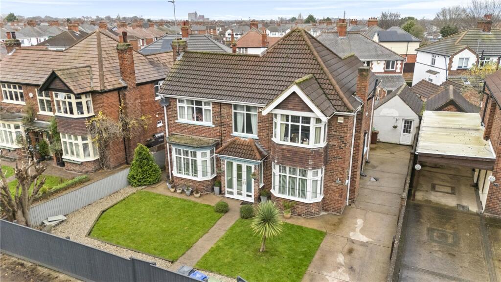 Main image of property: Weelsby Road, Grimsby, North East Lincs, DN32