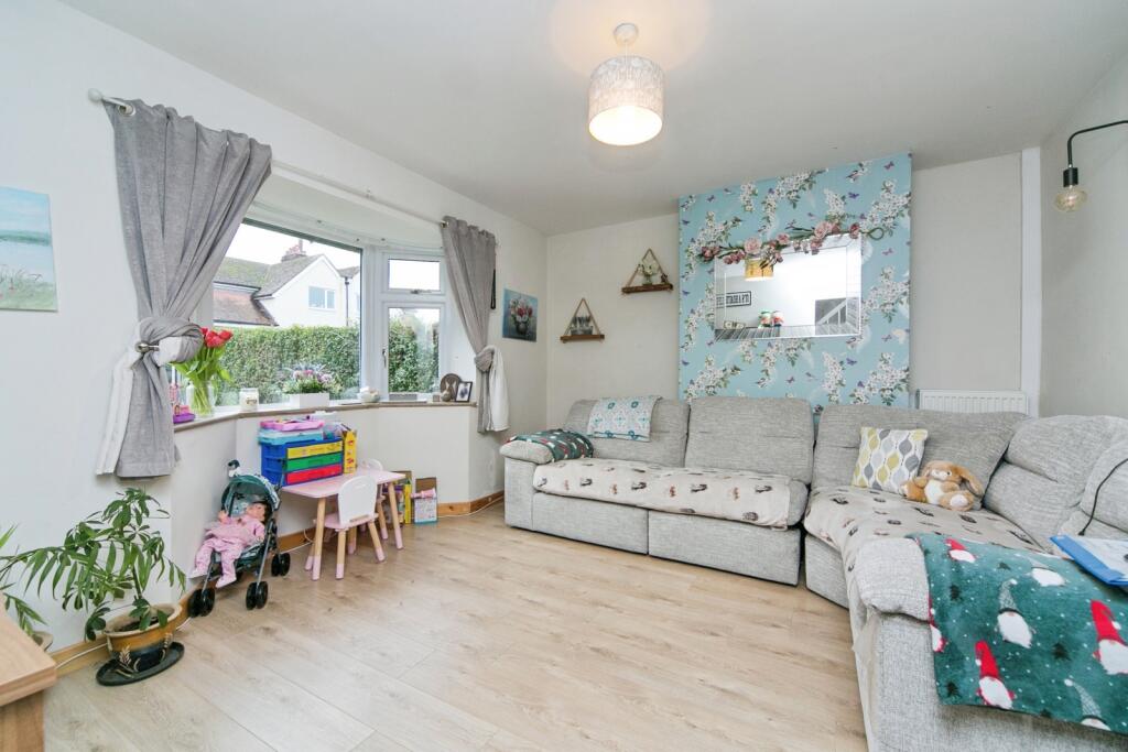 Second Avenue, Rhos on Sea, Colwyn Bay, Conwy, LL28 photo 2