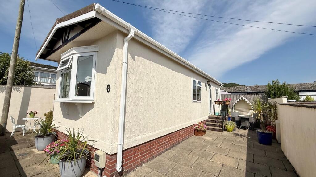 1-bed caravan on Dune View Park Home, Braunton, £120,000