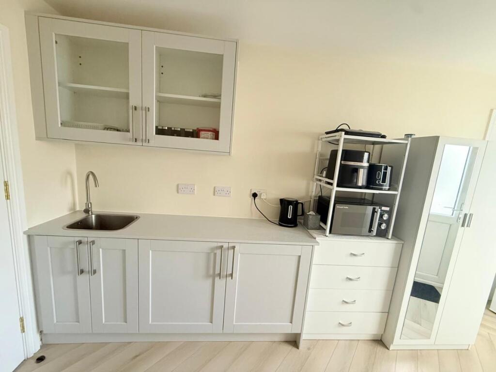 Main image of property: Rochford Avenue, Romford - ALL BILLS INCLUDED