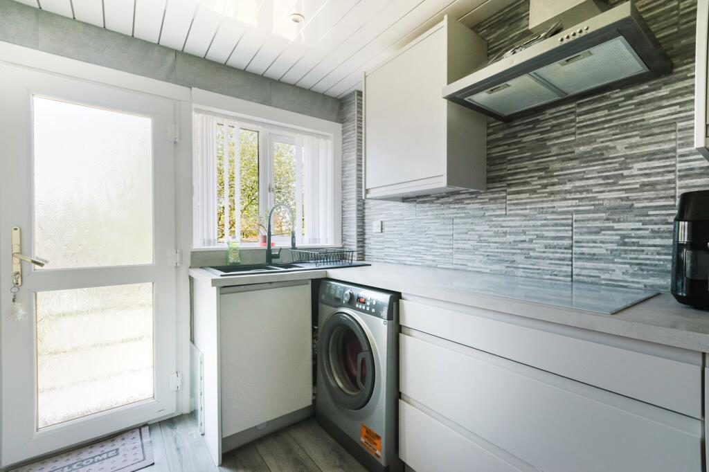 155 Hillfoot Road, Ayr KA7 3JZ photo 3