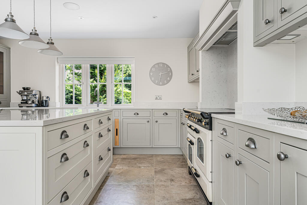 House in St Albans - View 4