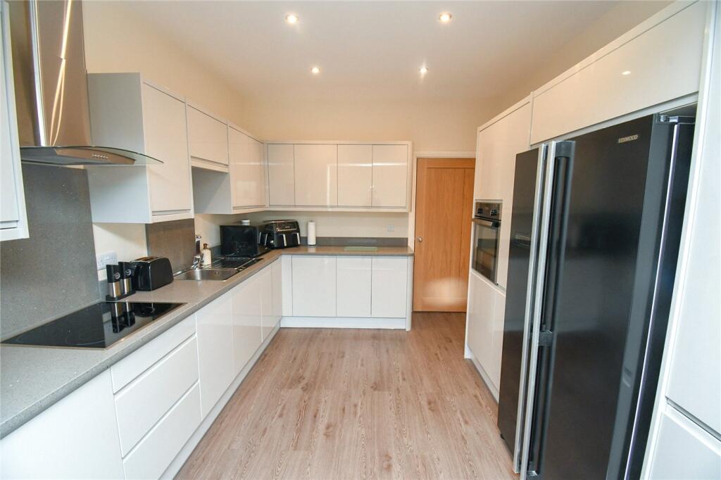 Apartment in Wallasey, Liscard - View 2