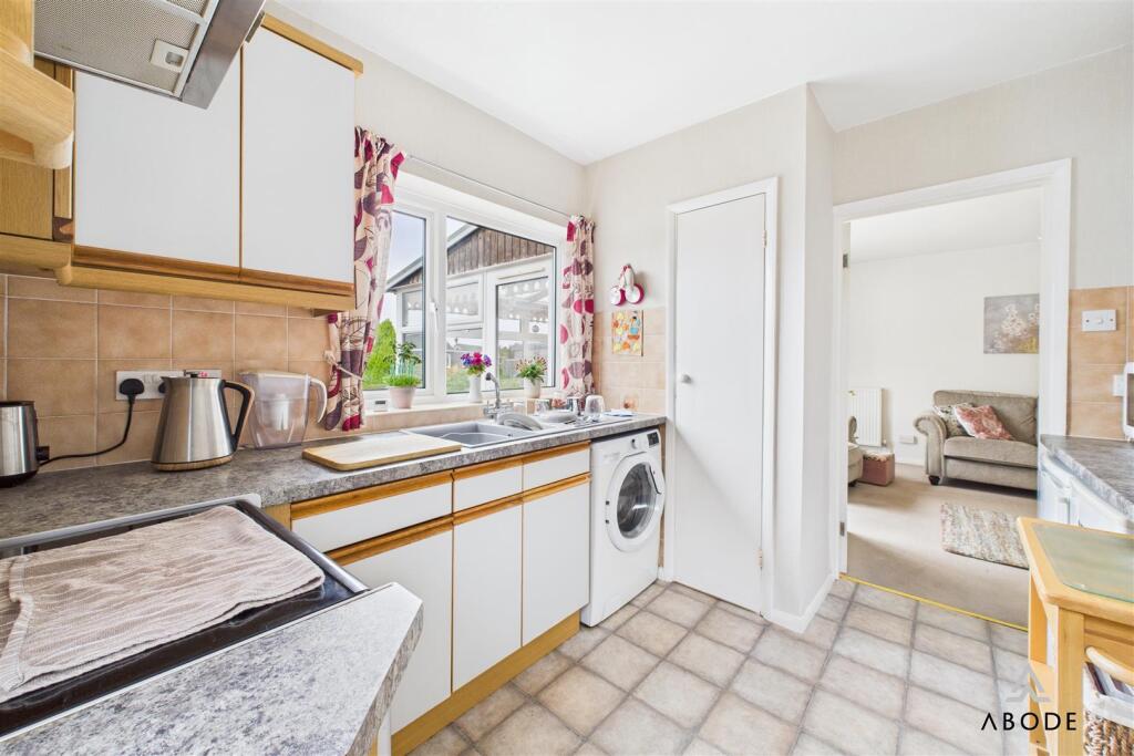 Dovedale Close, Stapenhill photo 2