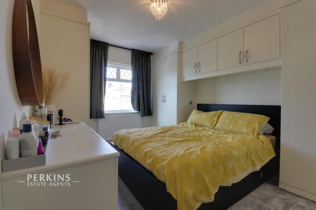 House in Southall - View 4